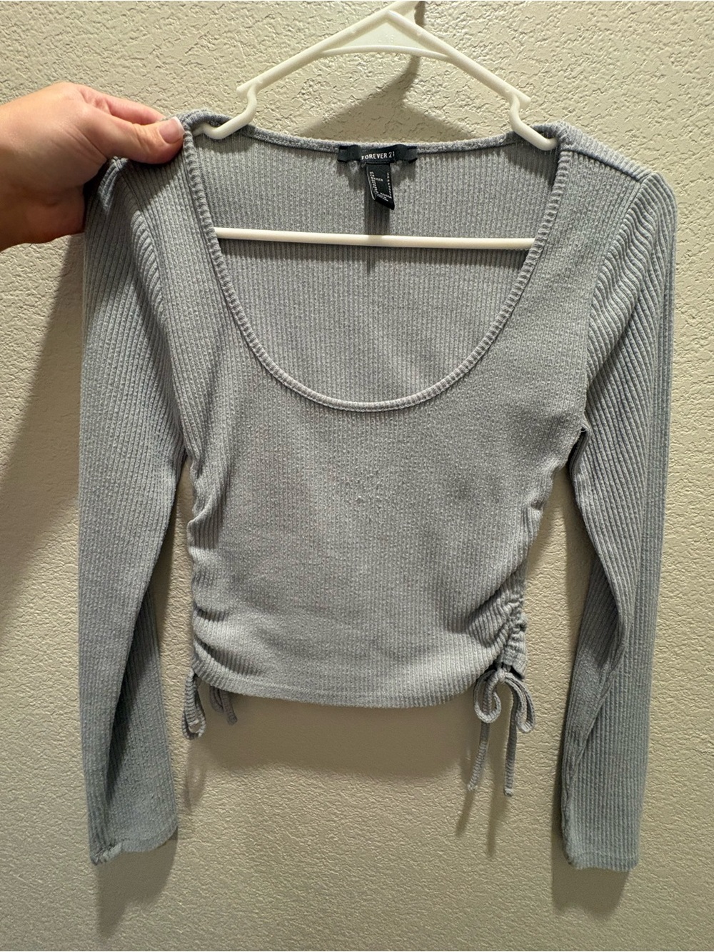 Forever 21 Light Gray Ribbed Scoop Neck Long Sleeve with Side Ruching